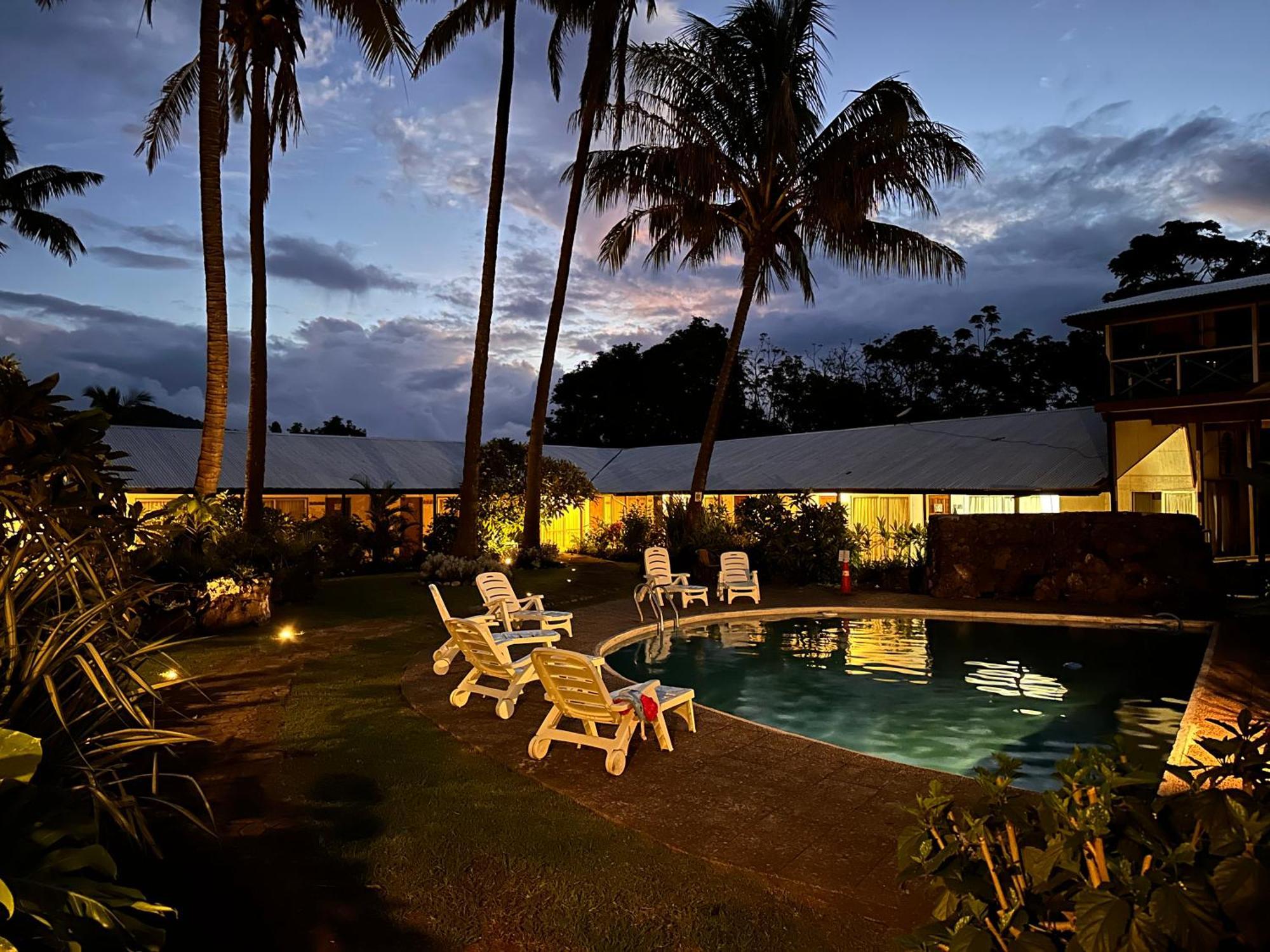 Hotel Hotu Matua By Ei Hanga Roa Exterior foto